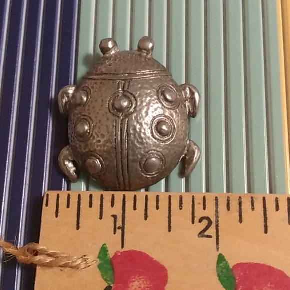 Large vintage ladybug bronze pin pendant - Picture 4 of 4